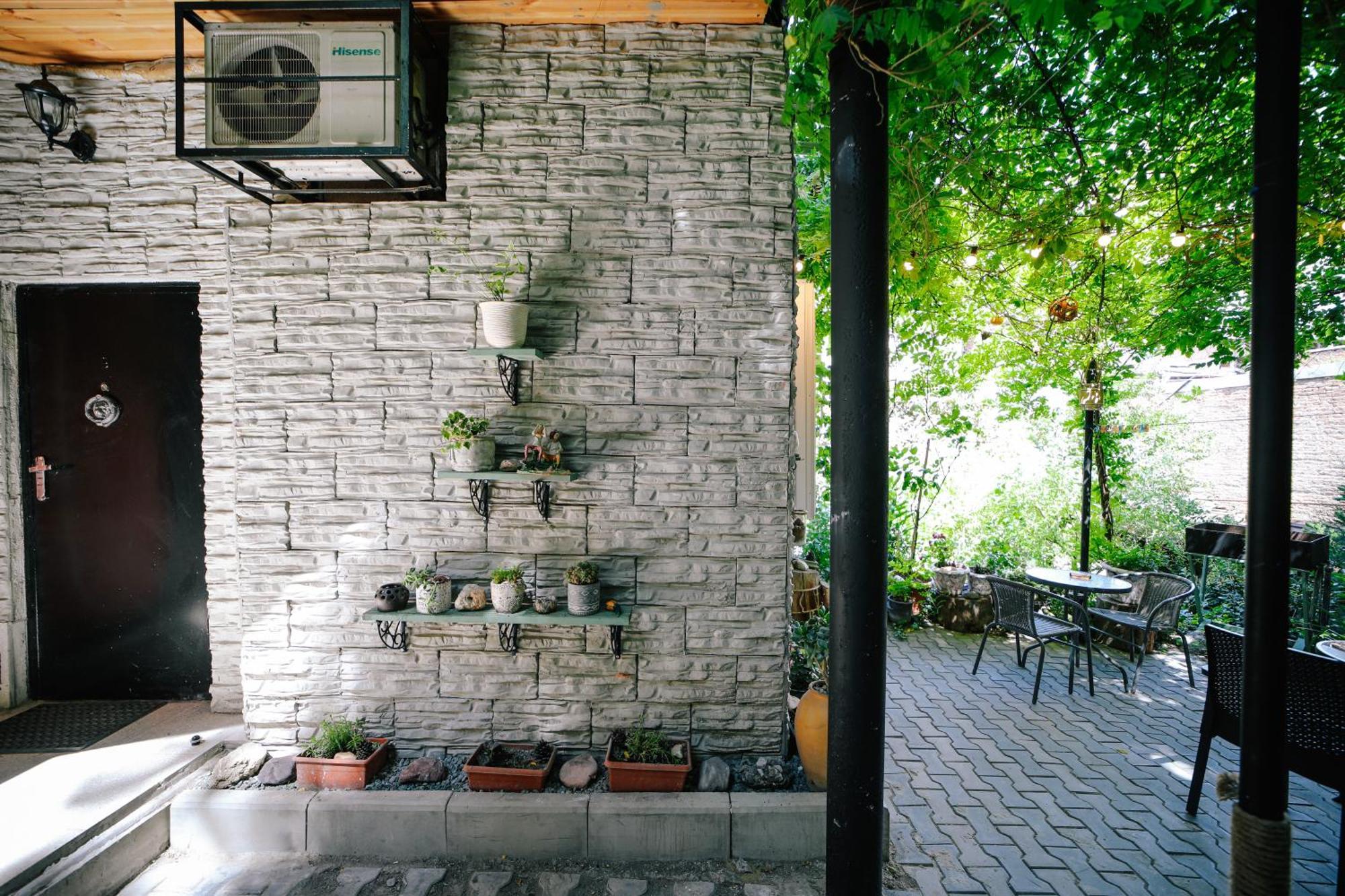 Old Vera Tbilisi Exterior photo